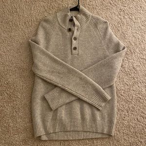 Banana Republic Men’s Quarter Button Italian Yarn Knit Sweater Large